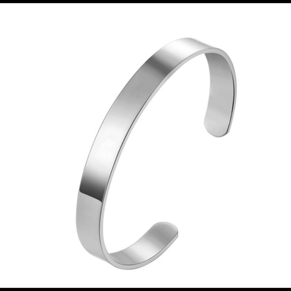 NEW😊Silver Bangle